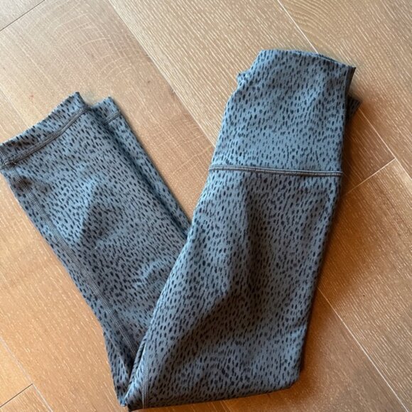 Lululemon Wunder Under Crop II Full-On Luon (Roll Down) – Dottie Dash Slate Blac - Picture 1 of 4